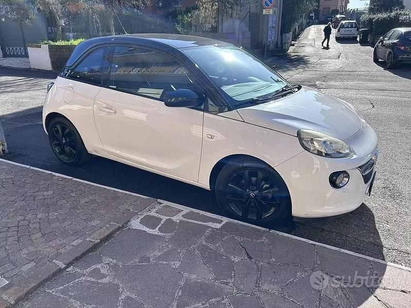 Usata Opel Adam 87 CV (63 kW) 2016 Utilitaria