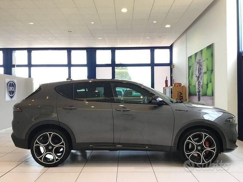 Usata Alfa Romeo Tonale Edizione Speciale 160 CV (117 kW) 2023 Grigio SUV