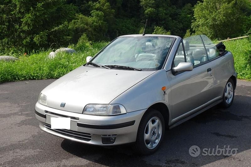 Usata Fiat Punto Cabriolet 90 CV (66 kW) 1997 Grigio Cabrio