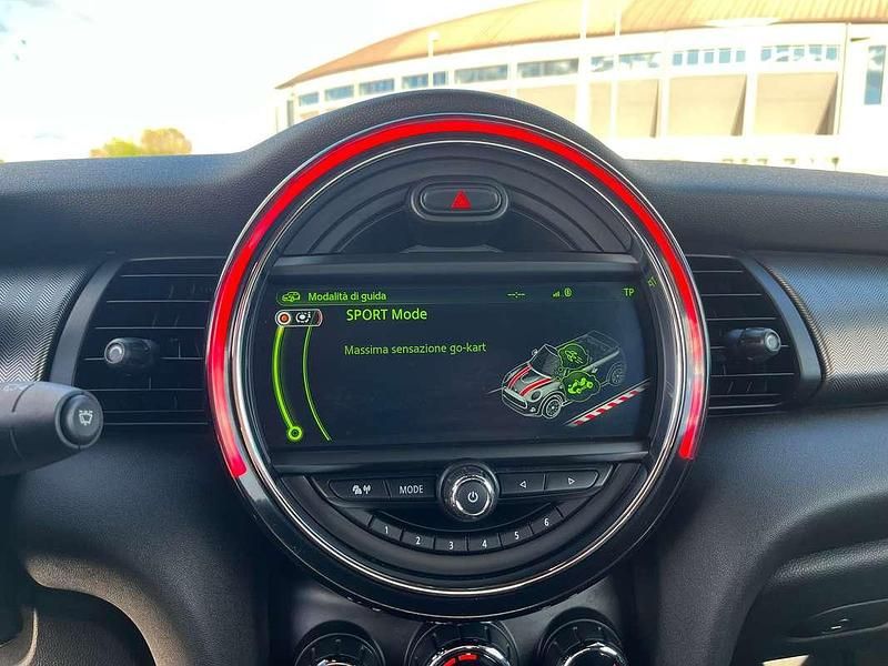 Usata Mini Cooper D Cabriolet 116 CV (85 kW) 2017 Nero Cabrio