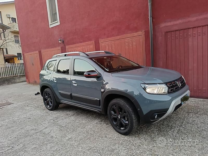 Usata Dacia Duster Extreme 101 CV (74 kW) 2022 Grigio SUV