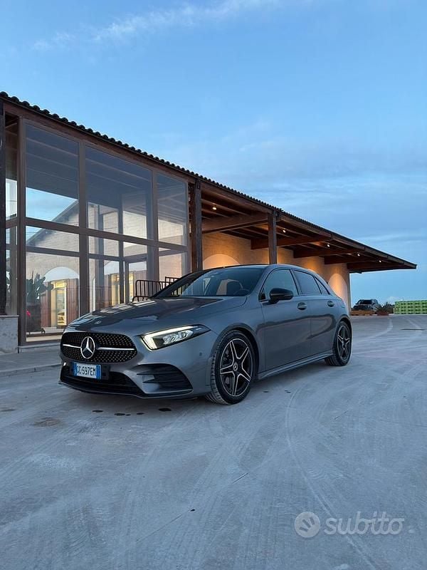 Usata Mercedes A200 Premium 150 CV (110 kW) 2020 Grigio Berlina