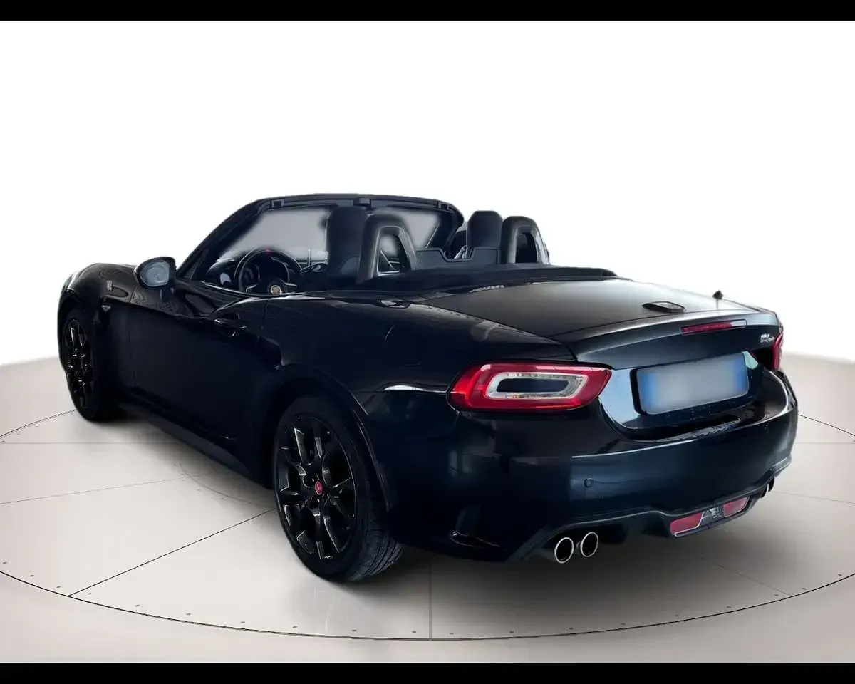 Usata Abarth 124 Spider Turismo 170 CV (125 kW) 2016 Nero Cabrio