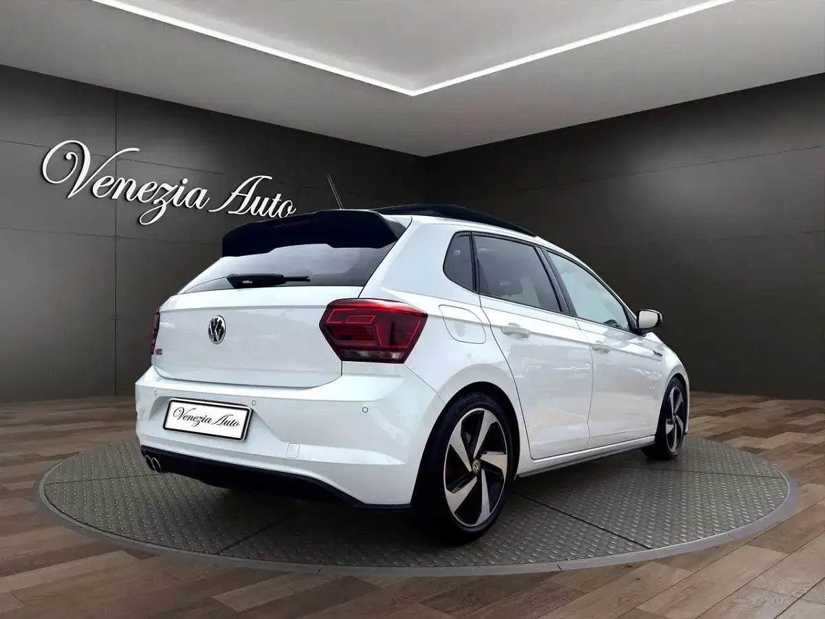 Usata VW Polo GTI 200 CV (147 kW) 2019 Bianco Utilitaria