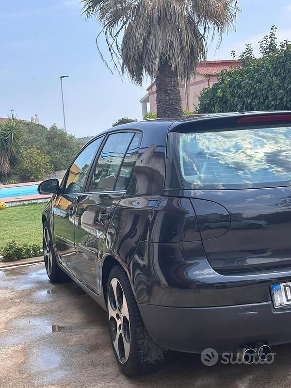 Usata VW Golf V Sportline 175 CV (128 kW) 2007 Nero Berlina