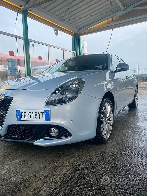 Usata Alfa Romeo Giulietta 150 CV (110 kW) 2016 Utilitaria