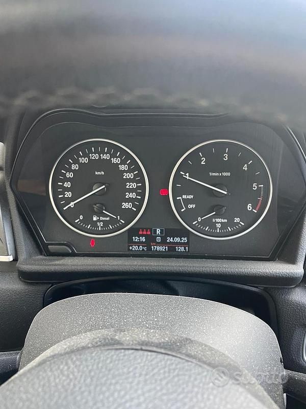 Usata BMW 216 Active Tourer 116 CV (85 kW) 2017 Grigio Monovolume