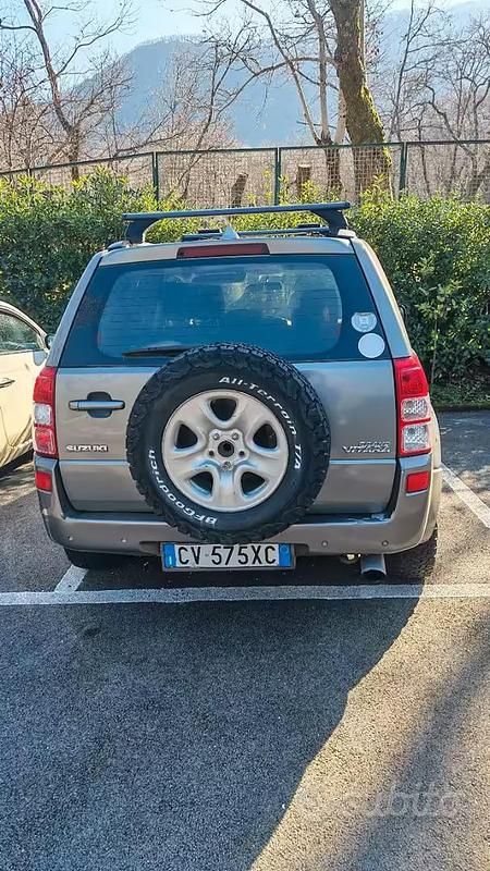 Usata Suzuki Grand Vitara 129 CV (94 kW) 2005 SUV