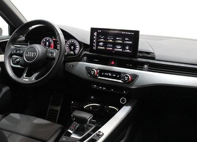 Usata Audi A4 S-Line 204 CV (150 kW) 2024 Grigio Station wagon