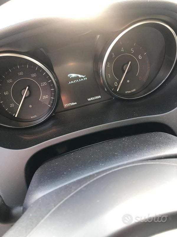 Usata Jaguar E-Pace R-Dynamic 249 CV (183 kW) 2018 SUV