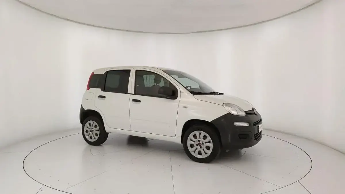Usata Fiat Panda Pop 70 CV (51 kW) 2019 Bianco Utilitaria