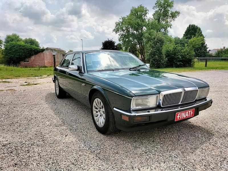 Usata Jaguar XJ Sovereign 222 CV (163 kW) 1991 Verde Berlina