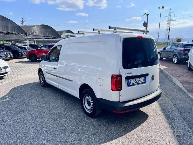 Usata VW Caddy 122 CV (89 kW) 2019 Monovolume