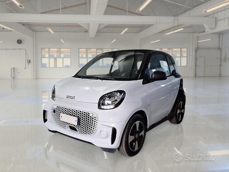 Bianco Usata 2023 Smart ForTwo Coupé Passion Due volumi | 14.350 € (Buon prezzo) - Immagine 1/4