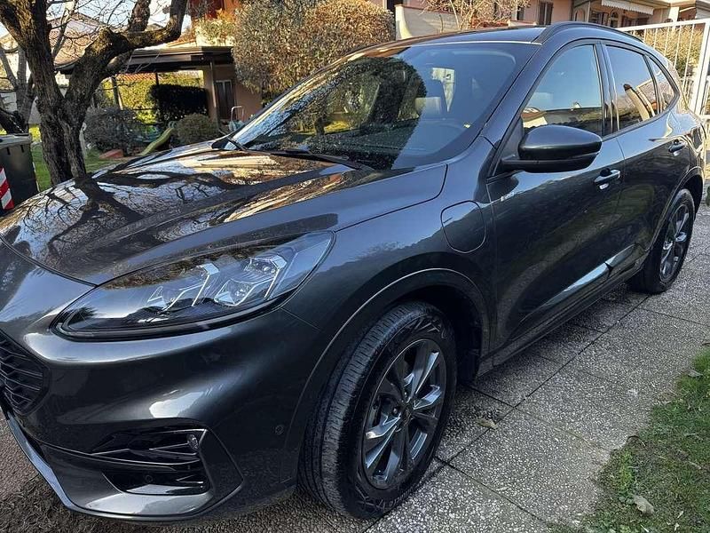 Usata Ford Kuga ST-Line X 224 CV (164 kW) 2023 SUV