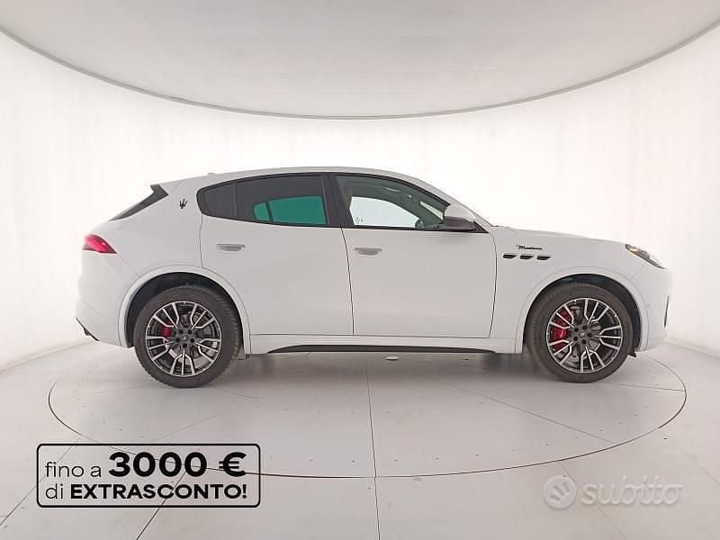 Usata Maserati Grecale 330 CV (242 kW) 2023 Bianco SUV