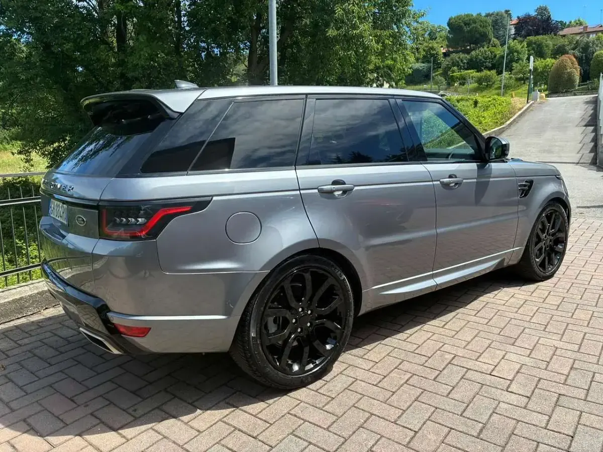 Usata Land Rover Range Rover Sport HSE Dynamic 249 CV (183 kW) 2022 Grigio SUV