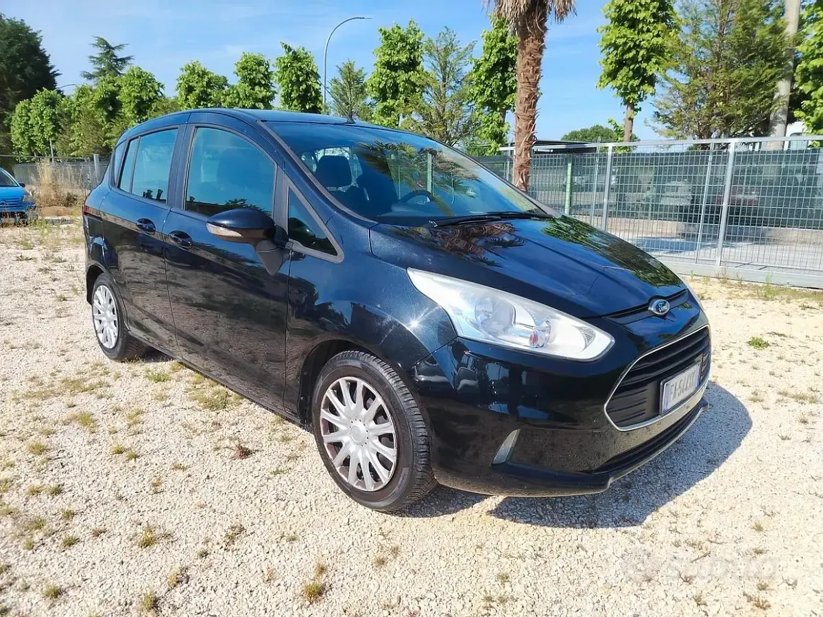 Usata Ford B-MAX 75 CV (55 kW) 2015 Nero Monovolume