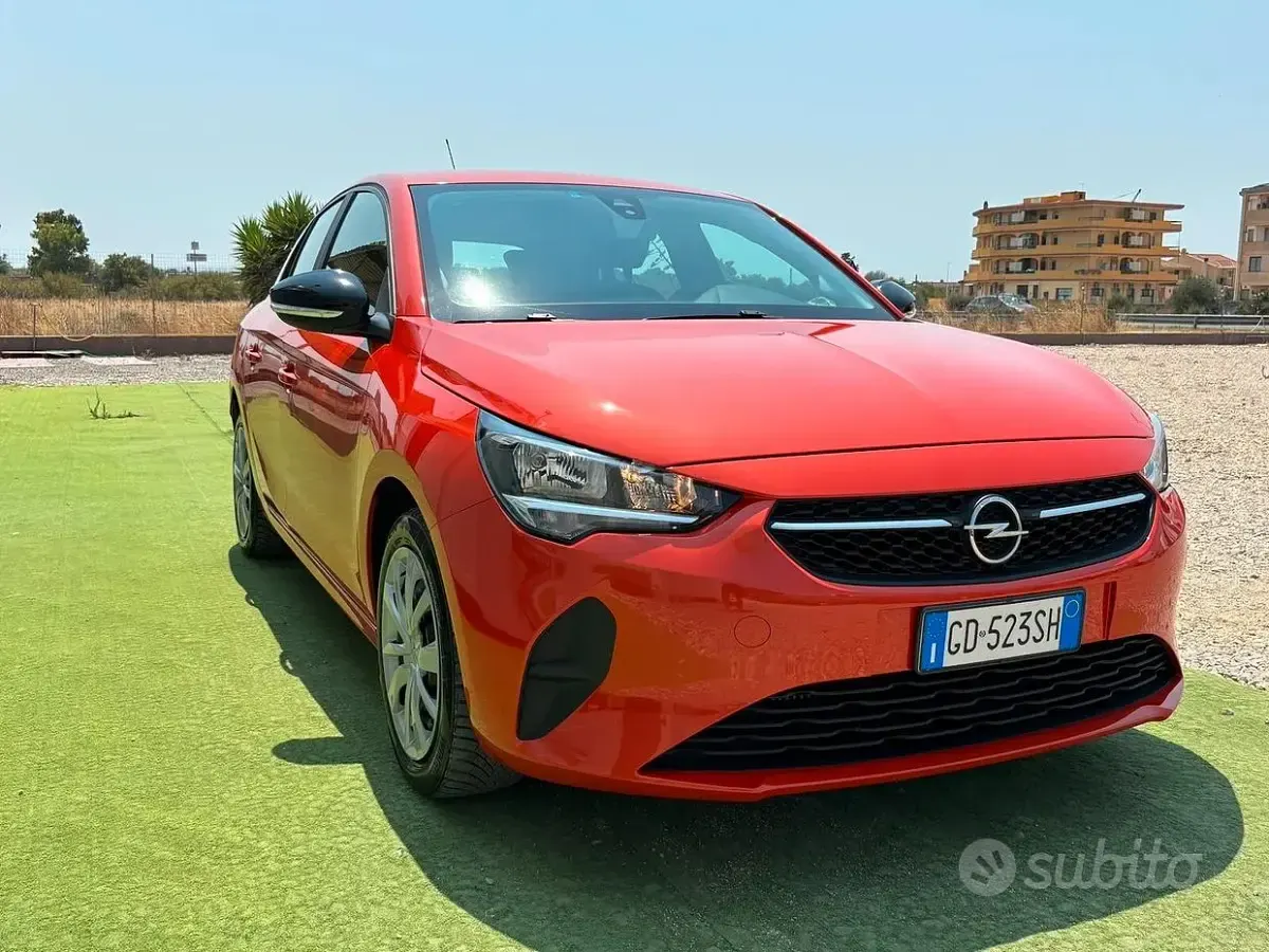 Usata Opel Corsa GS Line 102 CV (75 kW) 2021 Arancione Utilitaria