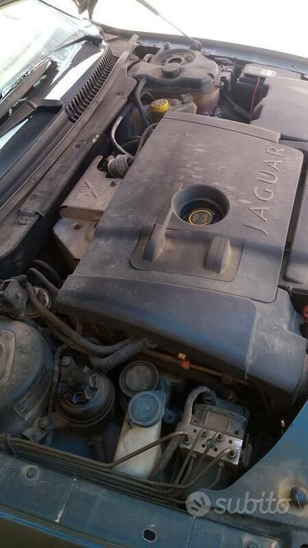Usata Jaguar X-type 131 CV (96 kW) 2004 Verde Berlina