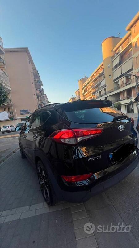 Usata Hyundai Tucson Xpossible 141 CV (103 kW) 2016 Nero SUV