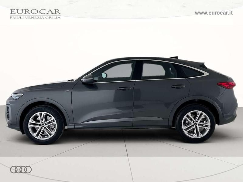 Nuova Audi Q5 Sportback S-Line 204 CV (150 kW) 2025 Grigio SUV
