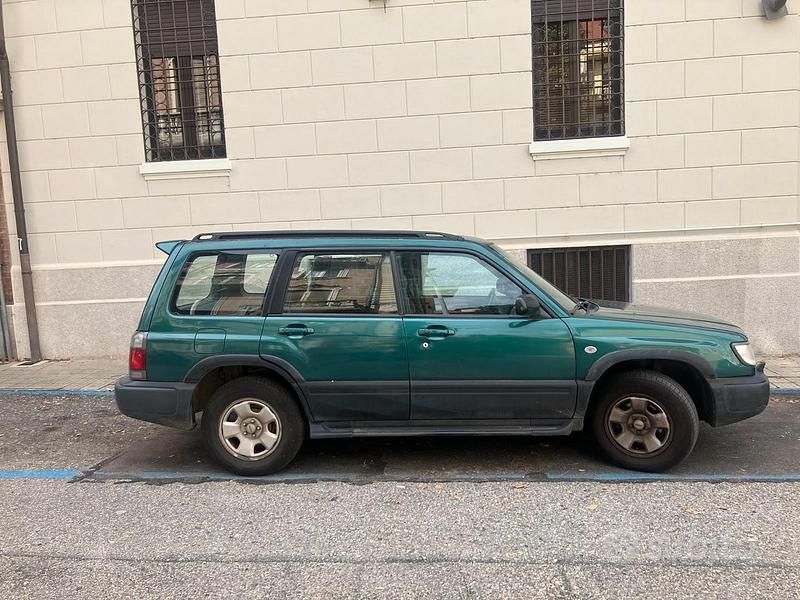 Usata Subaru Forester 1998 Verde SUV