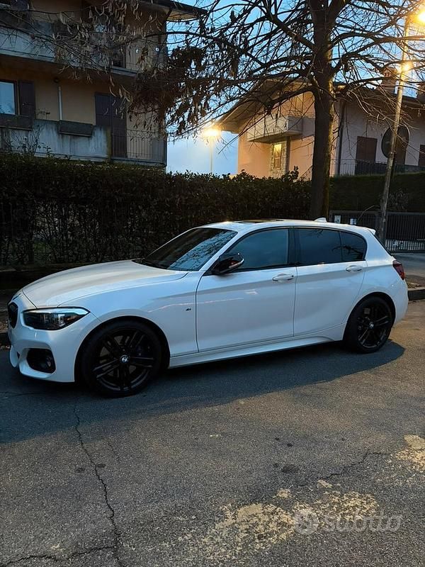 Bianco Usata 2018 BMW 118 M Sport Due volumi | 23.500 € (Molto cara) - Immagine 1/4