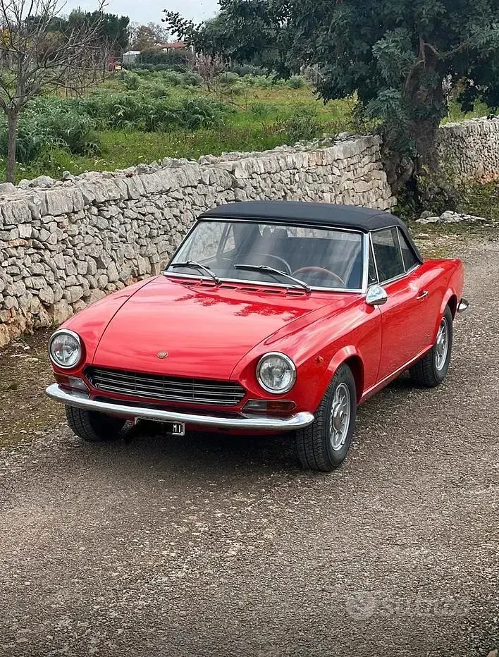 Usata Fiat 124 1960 Rosso Cabrio