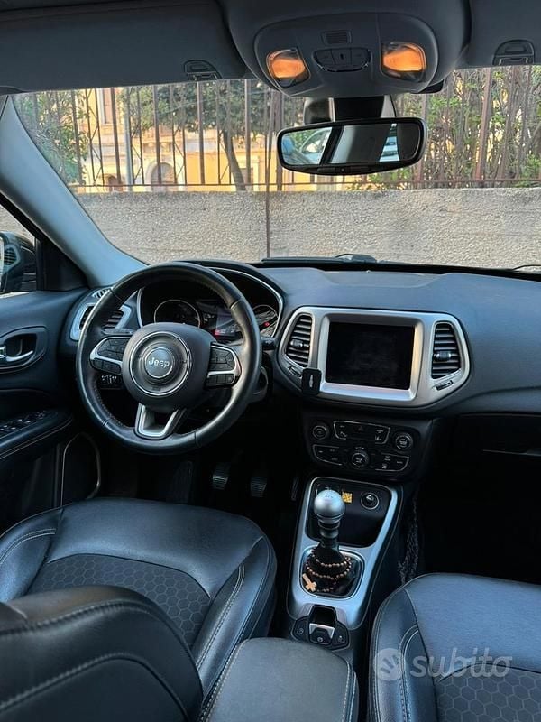Usata Jeep Compass 120 CV (88 kW) 2019 Nero SUV