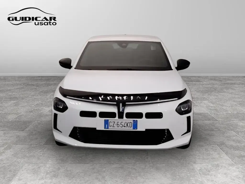 Usata Lancia Ypsilon 100 CV (73 kW) 2025 Bianco Utilitaria