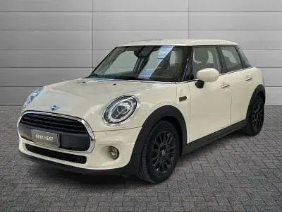 Usata Mini Cooper Classic 136 CV (100 kW) 2022 Utilitaria