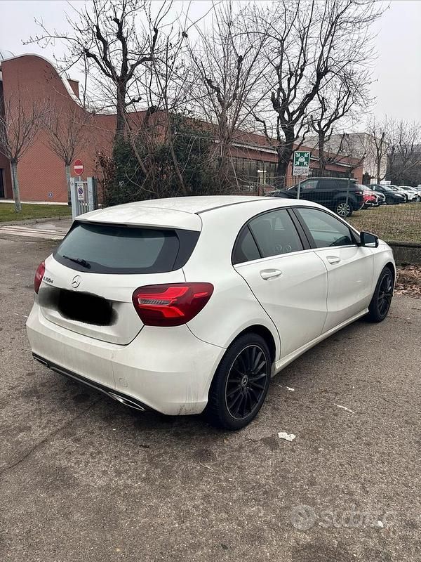 Usata Mercedes A180 2017 Bianco Berlina