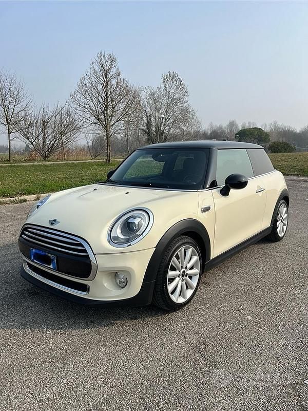 Usata Mini Cooper D 116 CV (85 kW) 2018 Utilitaria
