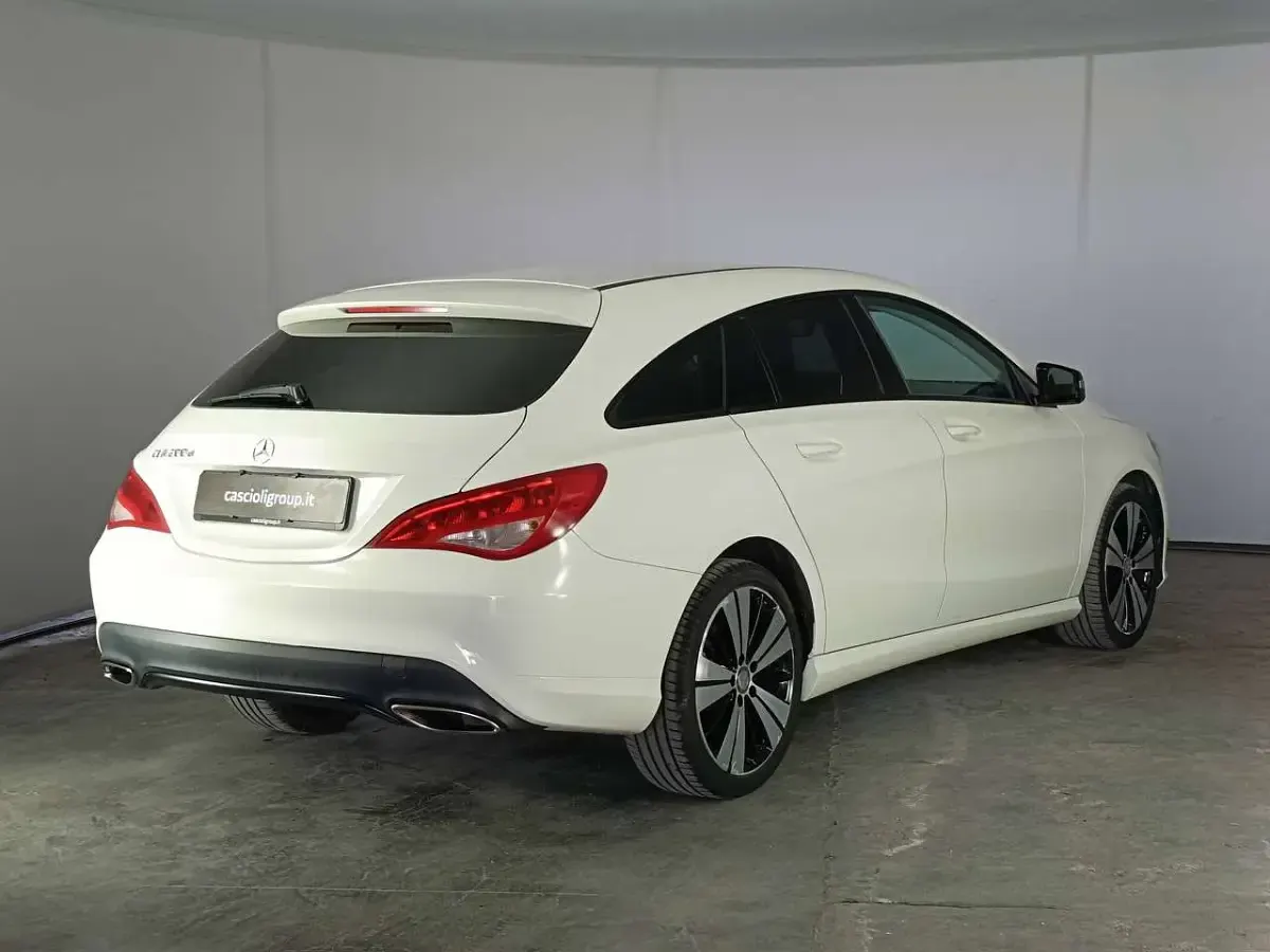 Usata Mercedes CLA200 136 CV (100 kW) 2017 Banco Coupé