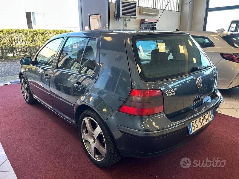 Usata VW Golf GTI 150 CV (110 kW) 2001 Grigio Berlina