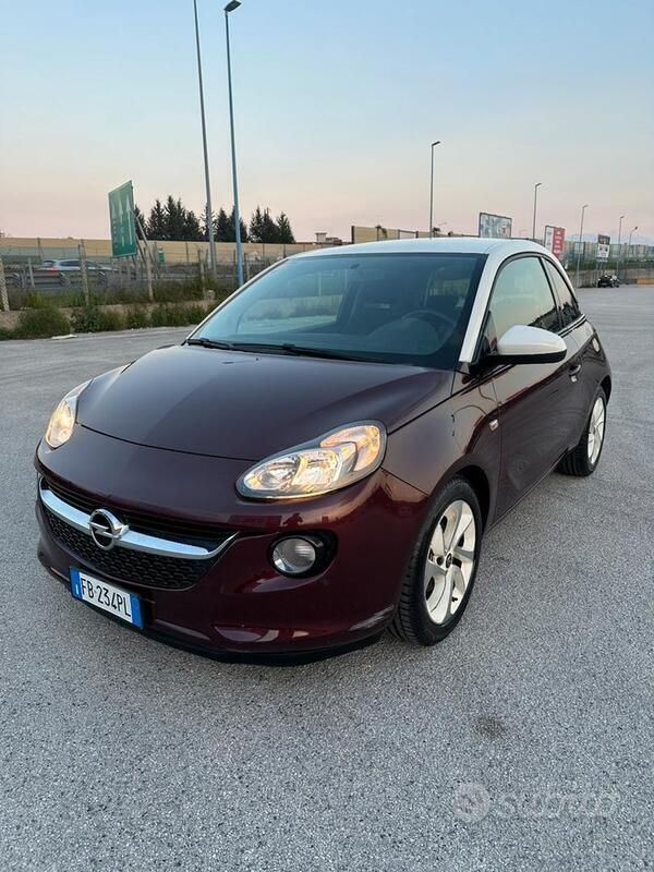 Usata 2016 Opel Adam Glam Due volumi | 6500 € (Super prezzo) - Immagine 1/4