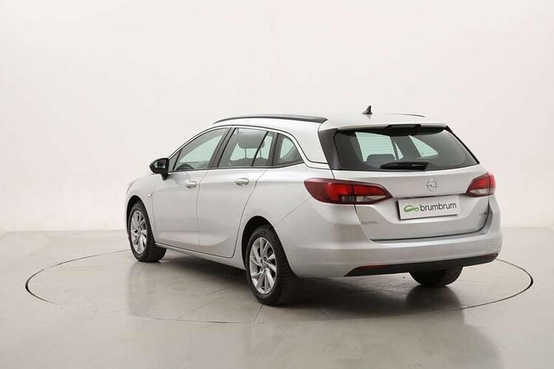Usata Opel Astra Business 110 CV (80 kW) 2018 Argento Station wagon