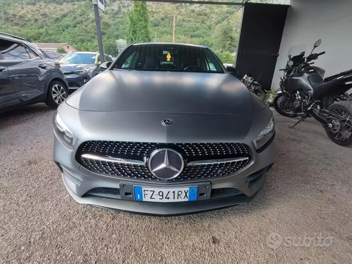 Usata Mercedes A200 Premium 150 CV (110 kW) 2020 Grigio Berlina
