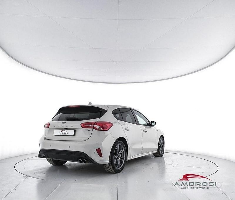 Usata Ford Focus ST-Line 125 CV (91 kW) 2020 Bianco Berlina