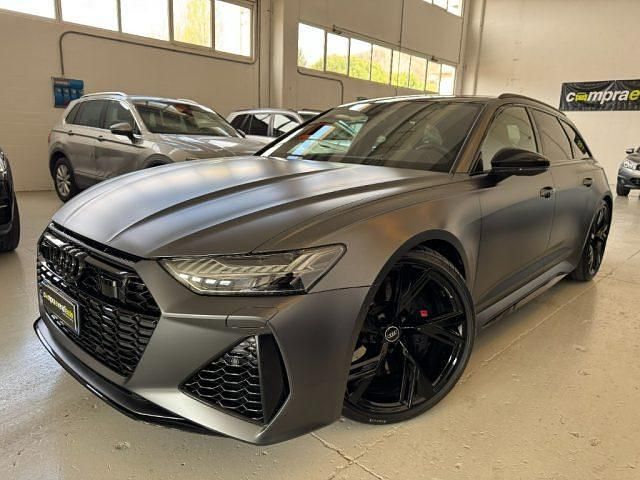 Usata Audi RS6 Ambiente 600 CV (441 kW) 2021 Grigio Station wagon
