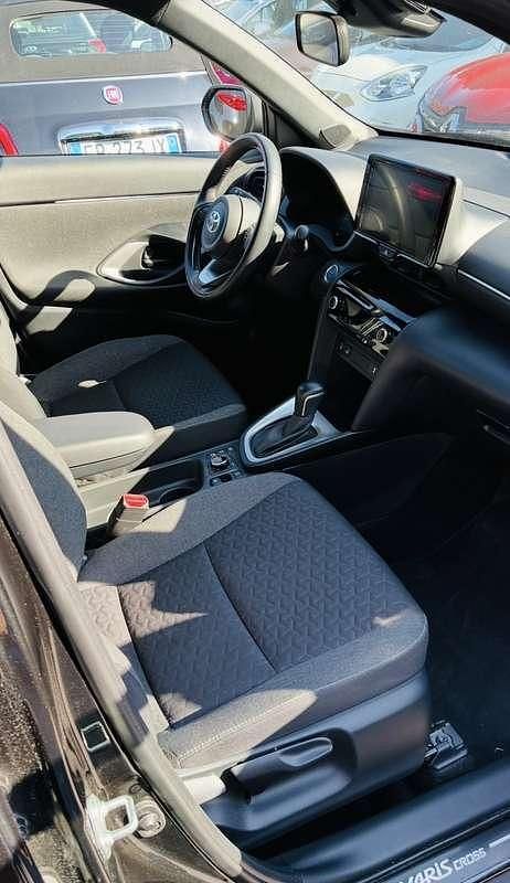 Usata Toyota Yaris Cross Trend 92 CV (67 kW) 2022 SUV