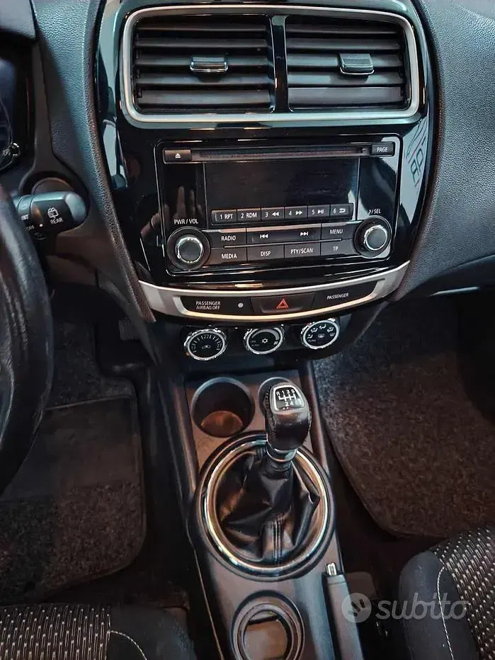 Usata Mitsubishi ASX Invite 116 CV (85 kW) 2015 Bianco SUV