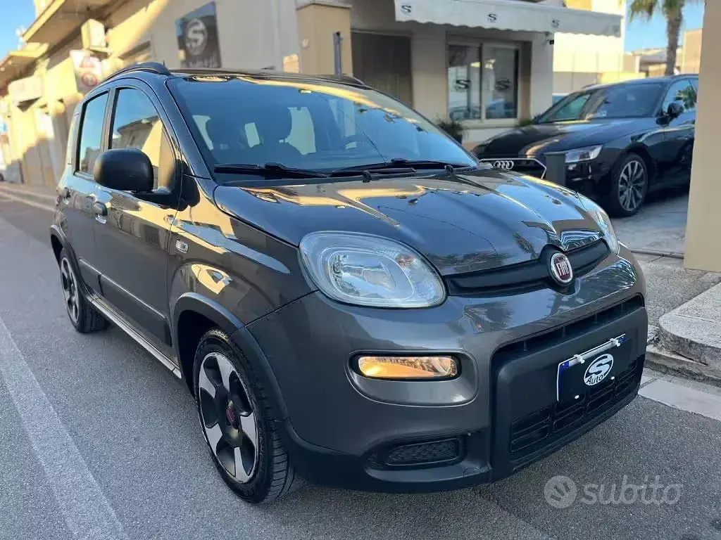 Usata Fiat Panda City Life 69 CV (50 kW) 2021 Grigio Utilitaria