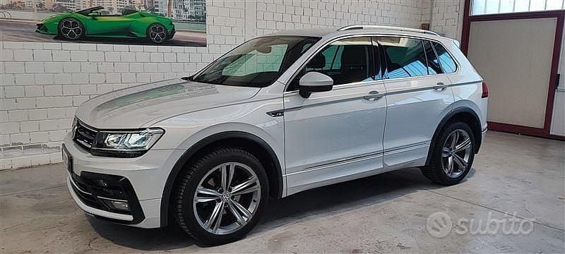 Usata VW Tiguan R-line 150 CV (110 kW) 2018 Bianco SUV