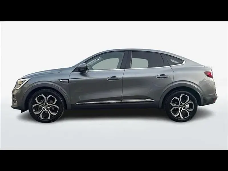 Usata Renault Arkana Intens 145 CV (106 kW) 2022 Grigio scuro SUV
