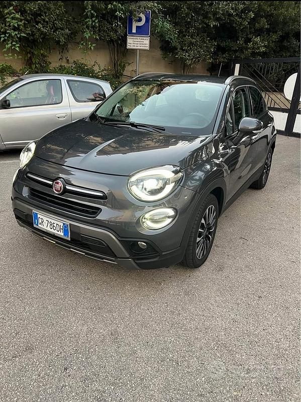 Grigio Usata 2021 Fiat 130 Tre volumi | 16.000 € (Ottimo prezzo) - Immagine 1/4