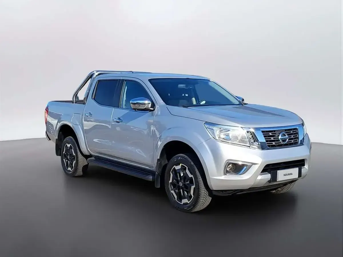 Usata Nissan Navara N-Connecta 190 CV (139 kW) 2020 Grigio Pick-up