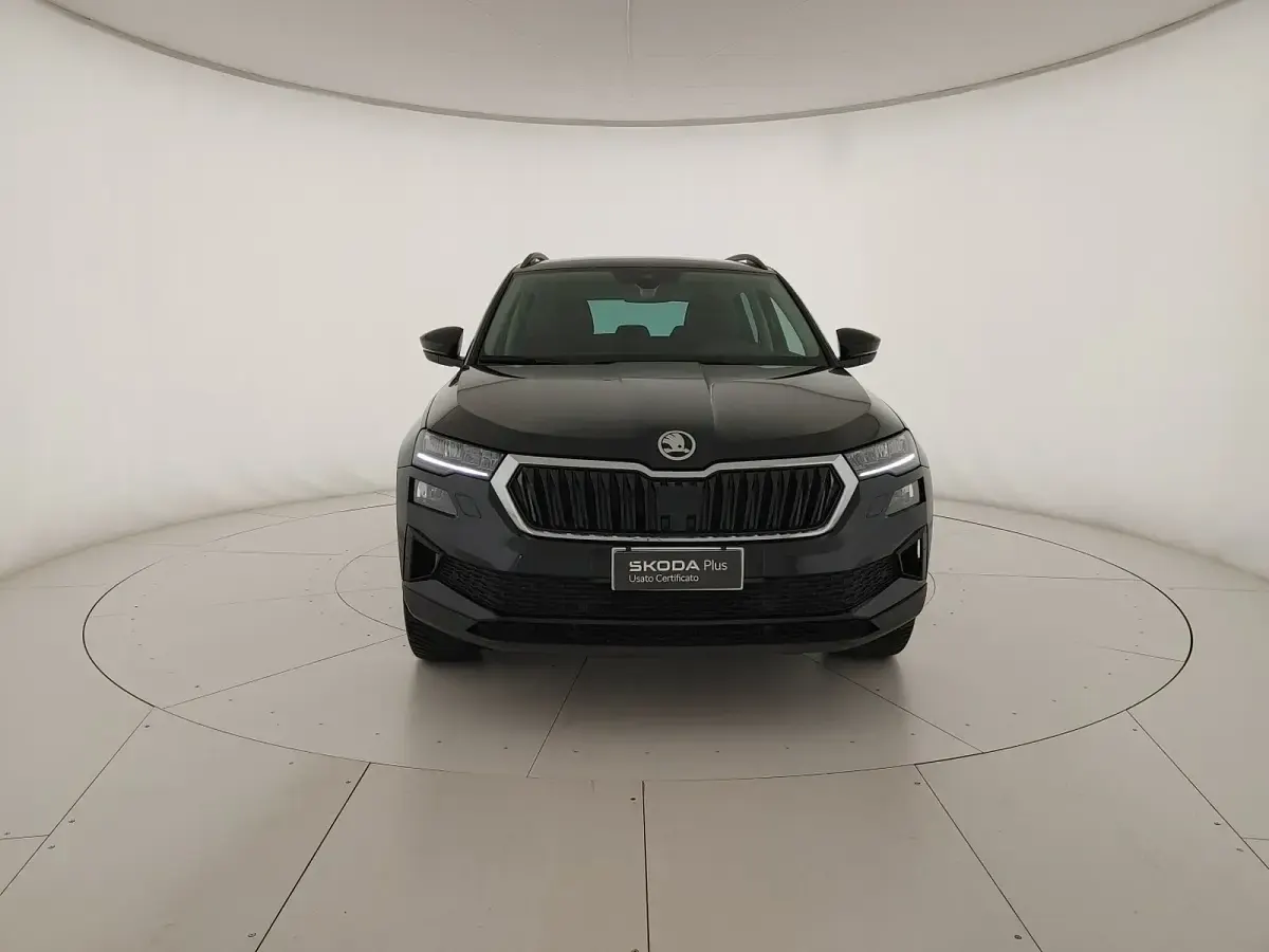 Usata Skoda Karoq Executive 150 CV (110 kW) 2025 Nero tulipano perlato SUV
