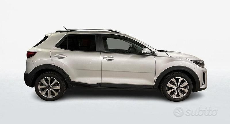 Usata Kia Stonic Style 81 CV (59 kW) 2023 Grigio SUV